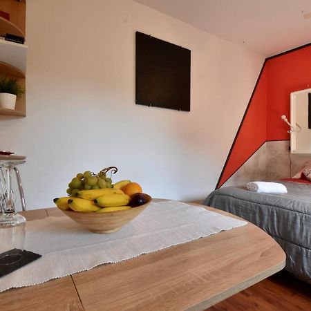 Cosy Medulin Apartments With Terrace المظهر الخارجي الصورة